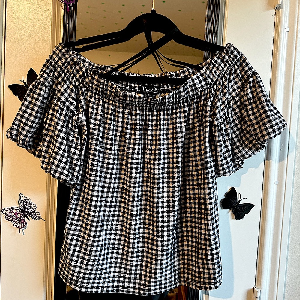 Beautiful checkered top